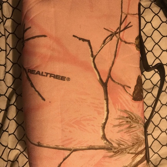 Small real tree cosmetic bag. - Picture 2 of 2